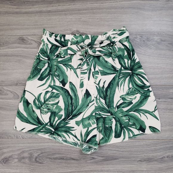 H&M Tropical Palm Print High Waist Paperbag Shorts Size 6 - Picture 10 of 10